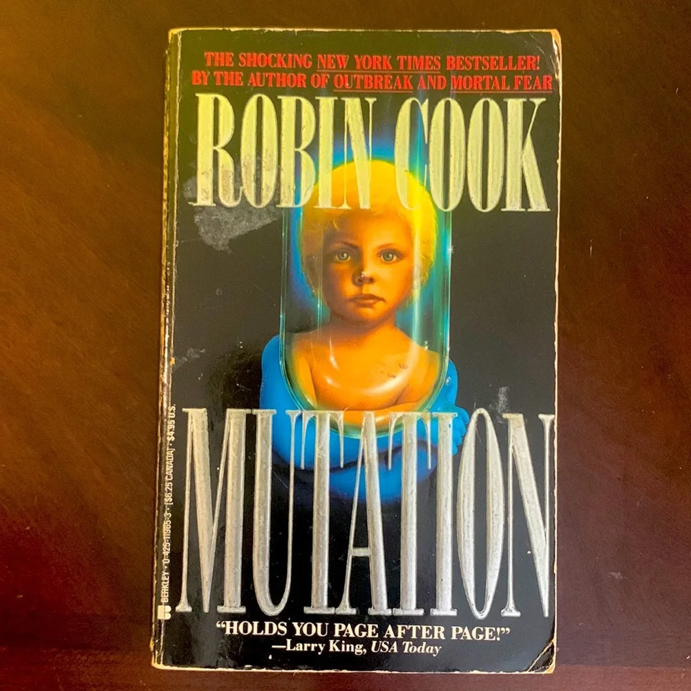 Robin Cook’s Mutation Book - Picture 1 of 3